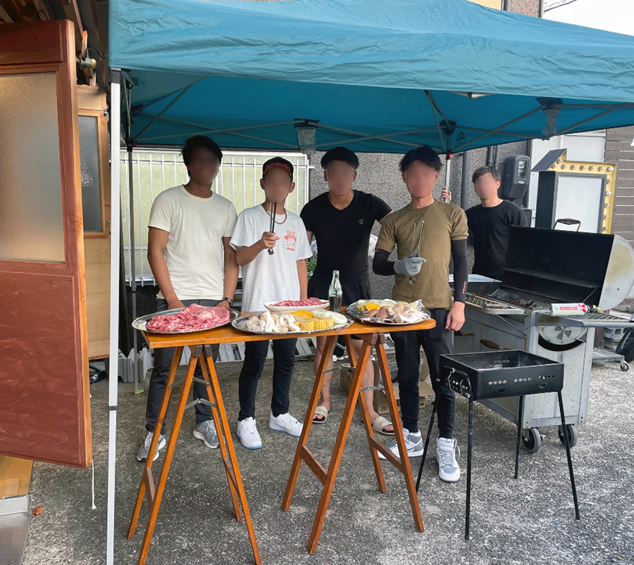 BBQも実習生の子たちを交えて、一緒に楽しく過ごしました！（なあ062さん提供）