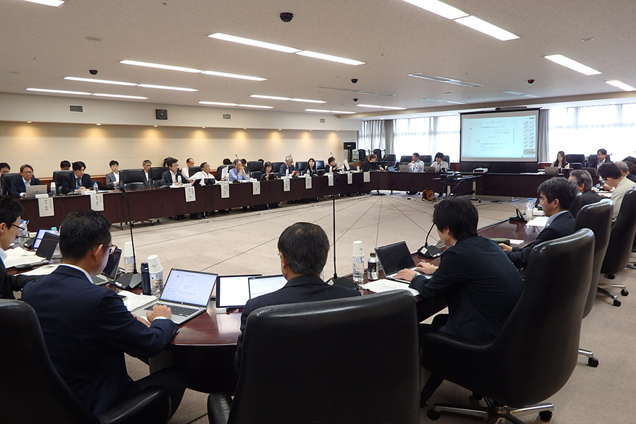 「住生活基本計画」見直しに向け中間とりまとめ案が示された国交省社会資本整備審議会の住宅宅地分科会（日本工業経済新聞社【建設メール】より）